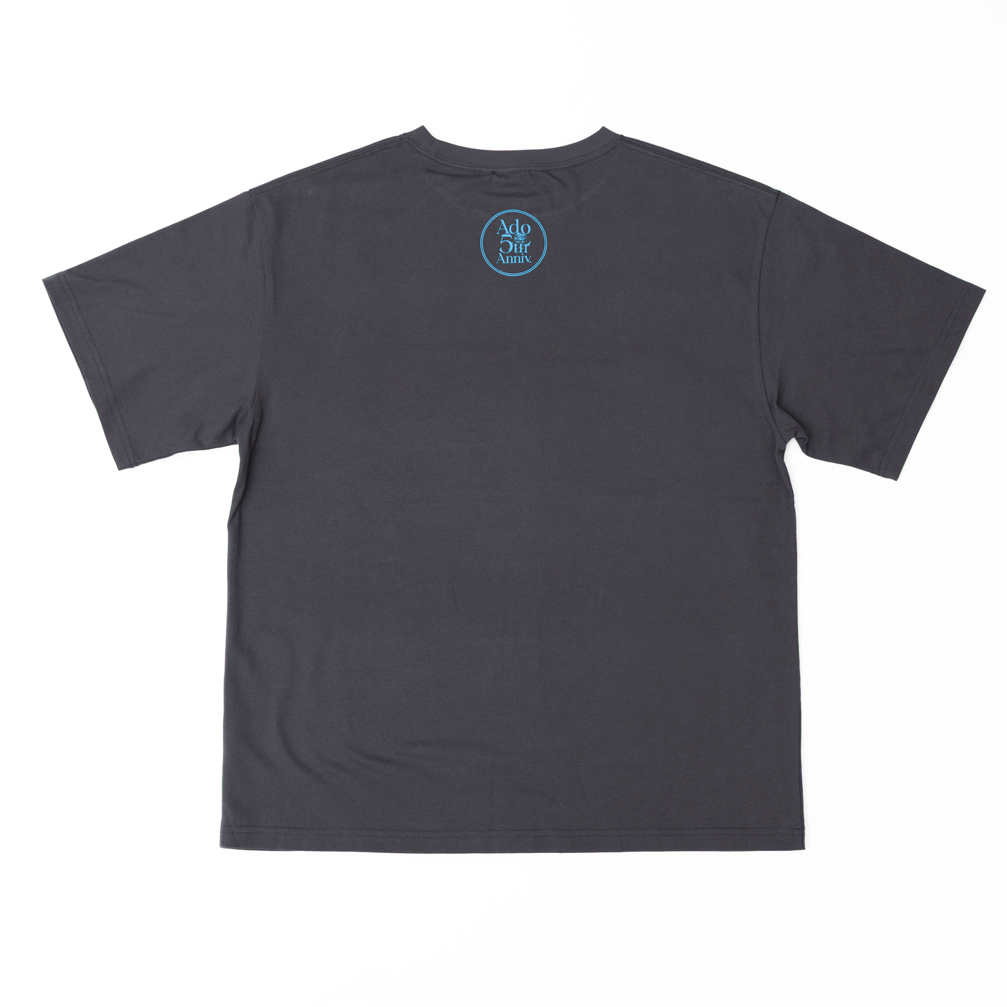 二次販売>キービジュアルTシャツ 【グッズ】 – Ado Official Music Shop 二次販売>キービジュアルTシャツ 【グッズ】 – Ado Official Music Shop